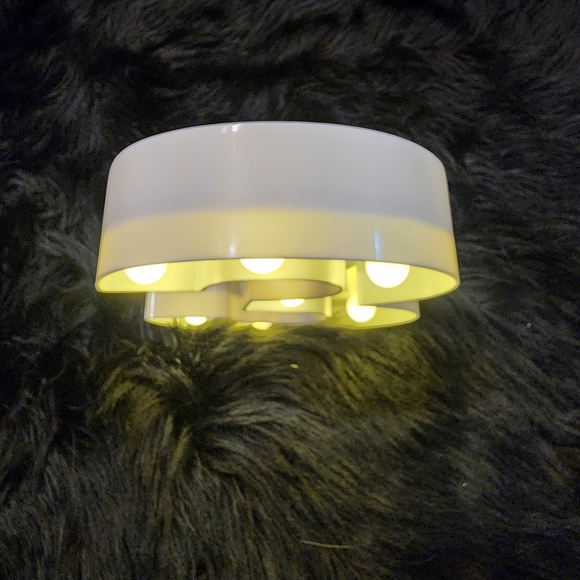 White Number 3 Plastic Light. Sits on a shelf or hangs on wall! - Picture 4 of 5